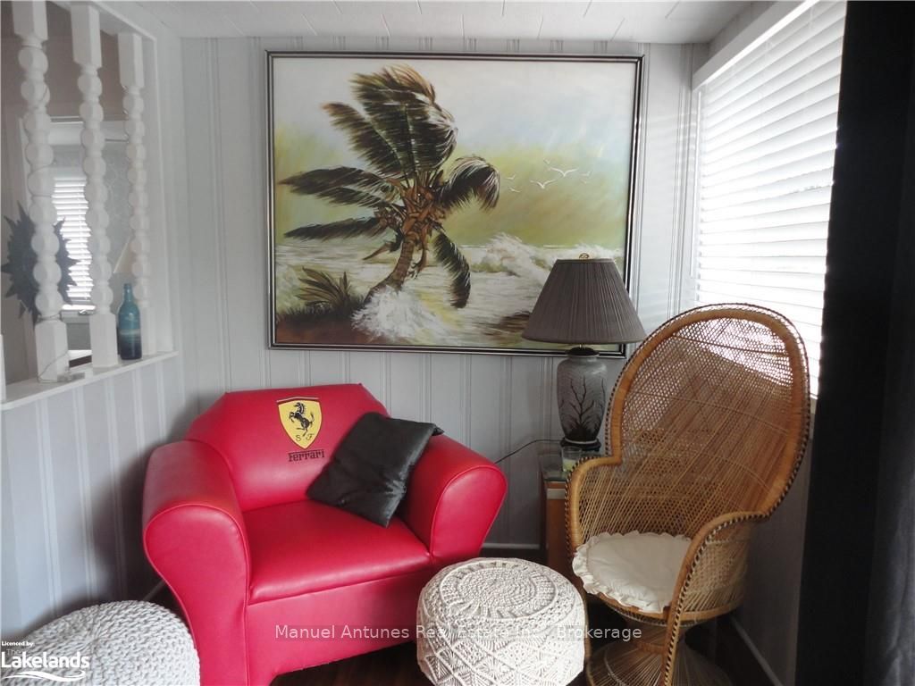 1089 Mosley Street Property Photo 25