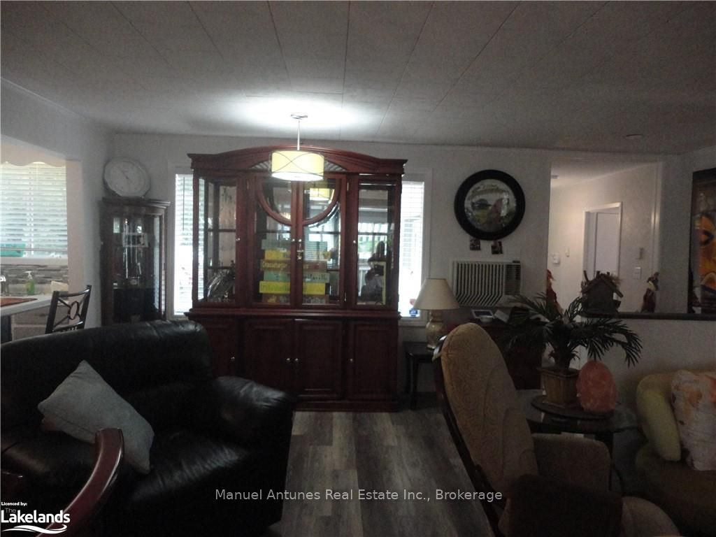 1089 Mosley Street Property Photo 26