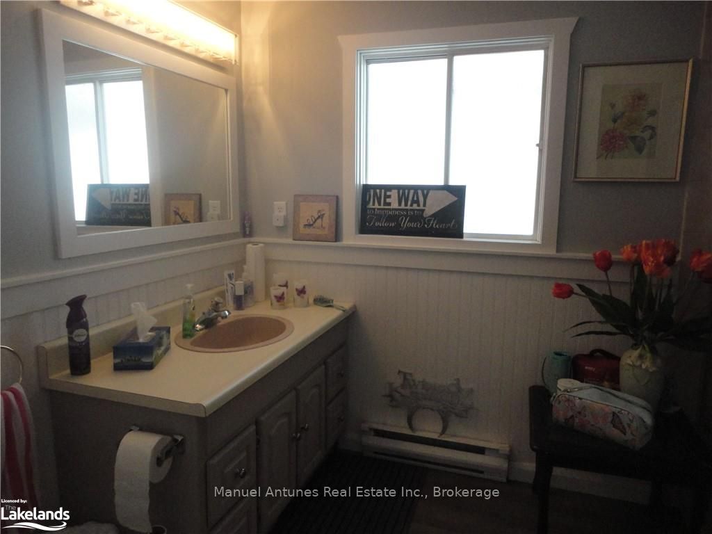 1089 Mosley Street Property Photo 27