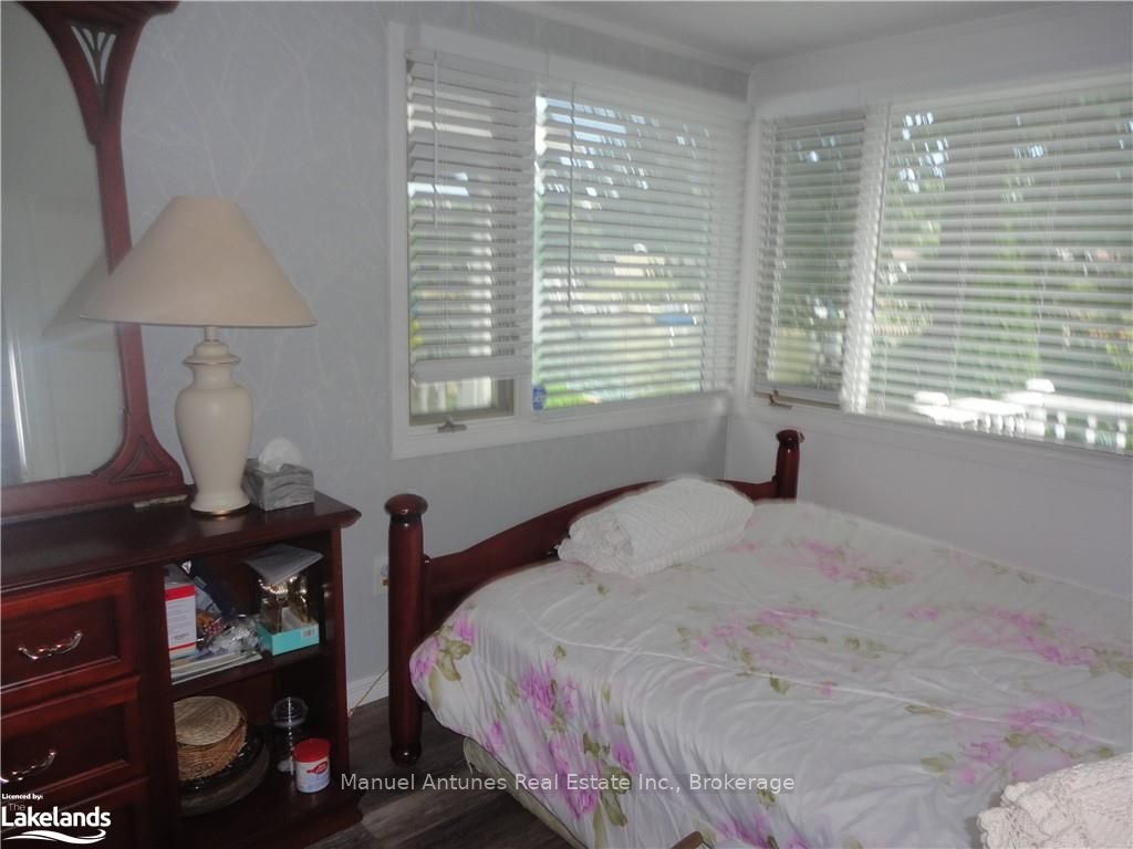 1089 Mosley Street Property Photo 34