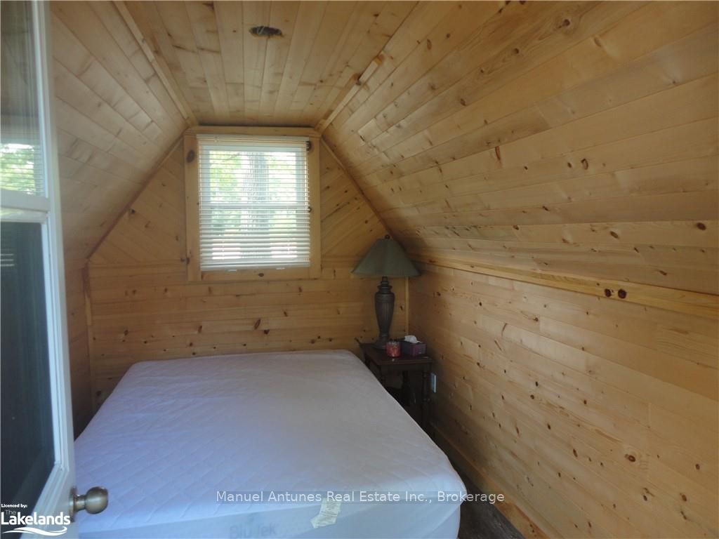 1089 Mosley Street Property Photo 37
