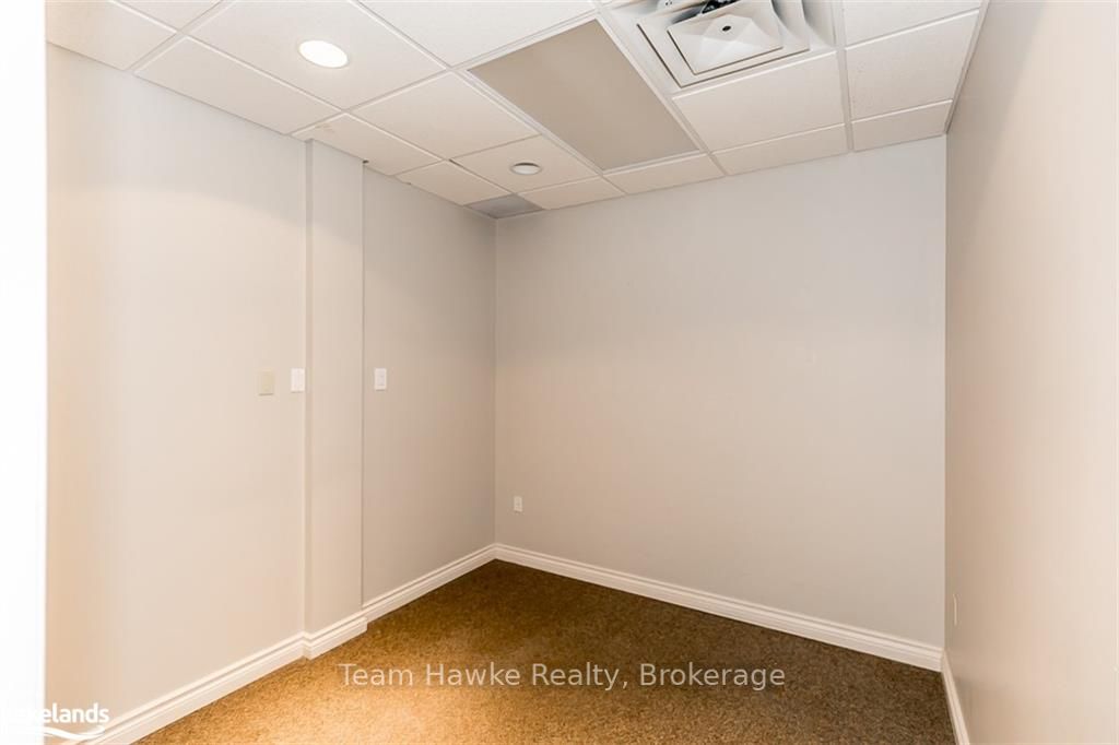 Address Unavailable Property Photo 32