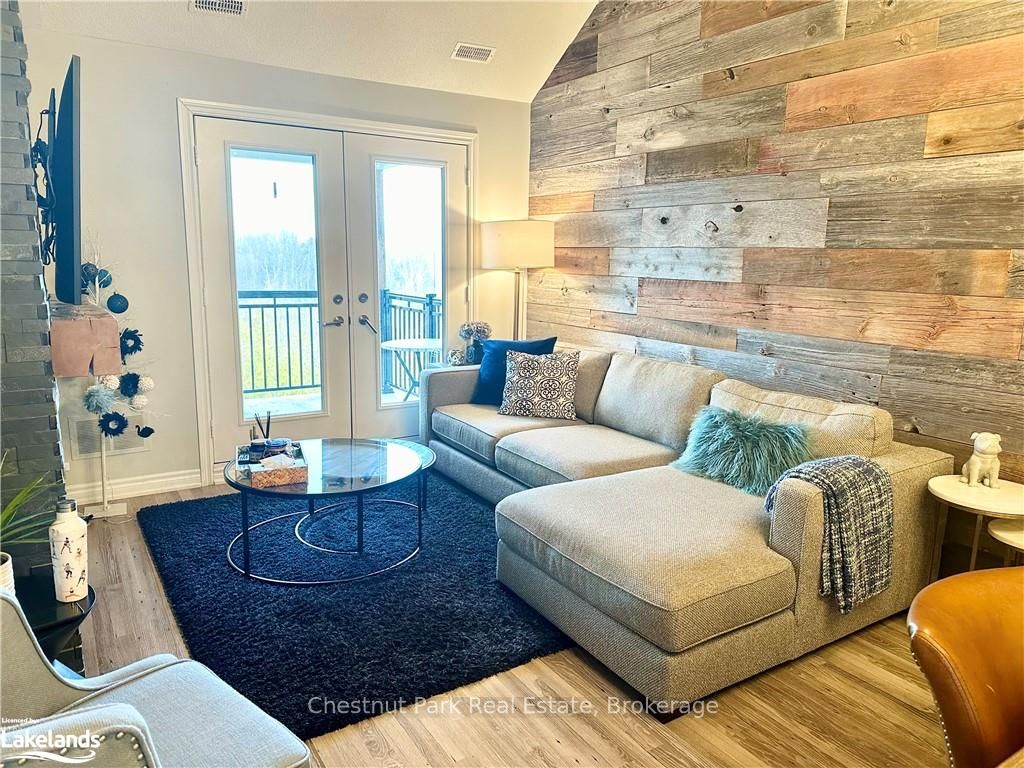 #303 - 6 Anchorage Crescent Property Photo 4