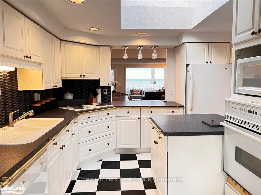 89 Georgian Manor Drive Property Photo 16
