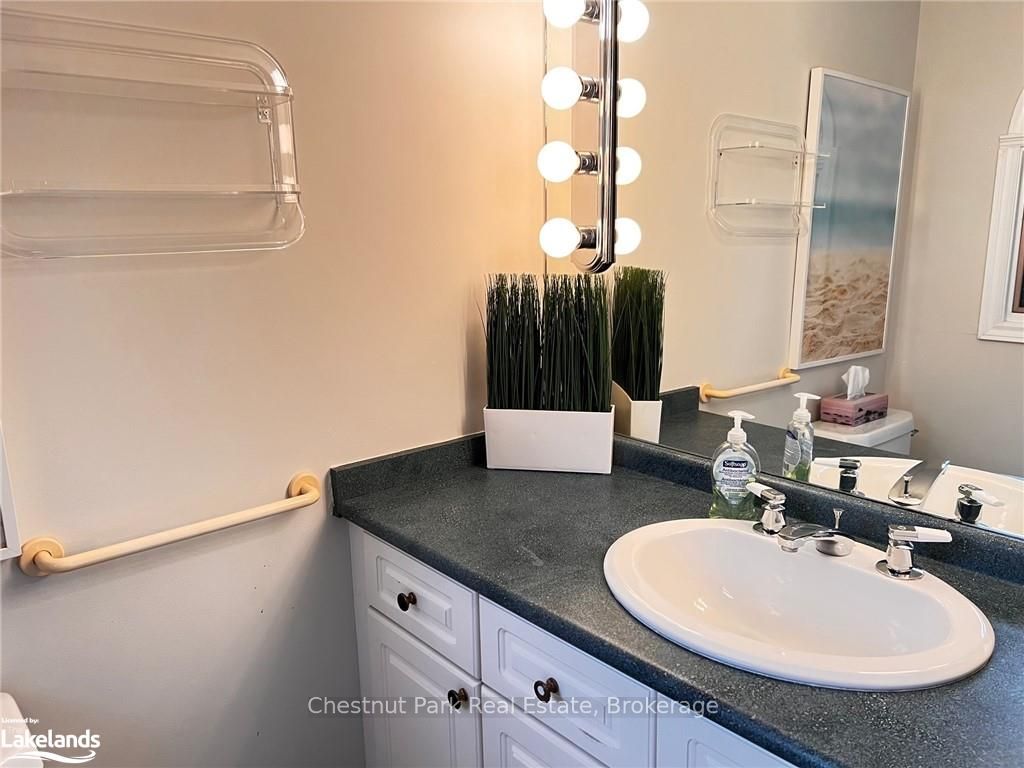 89 Georgian Manor Drive Property Photo 22