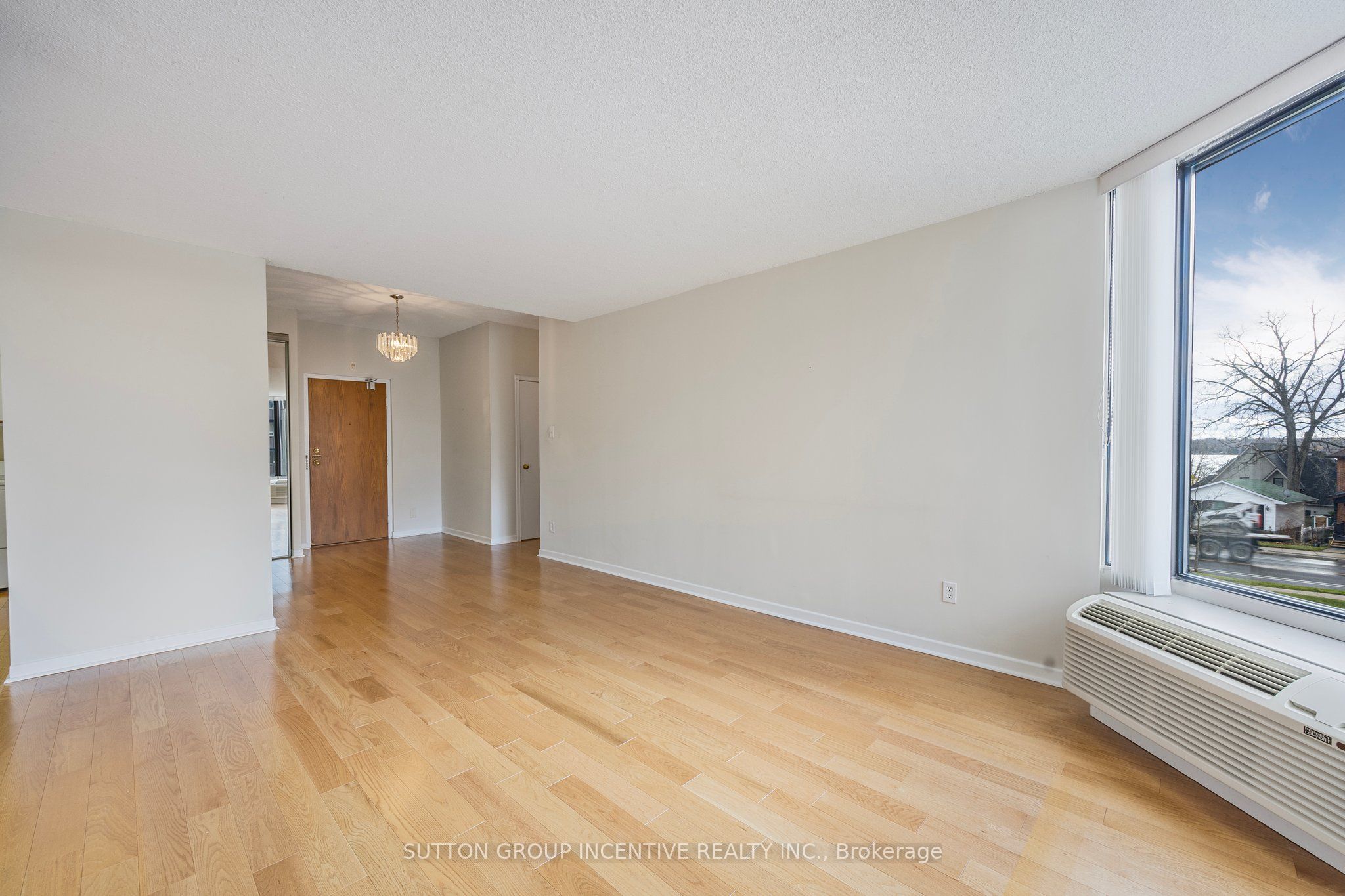 #104 - 181 Collier Street Property Photo 6