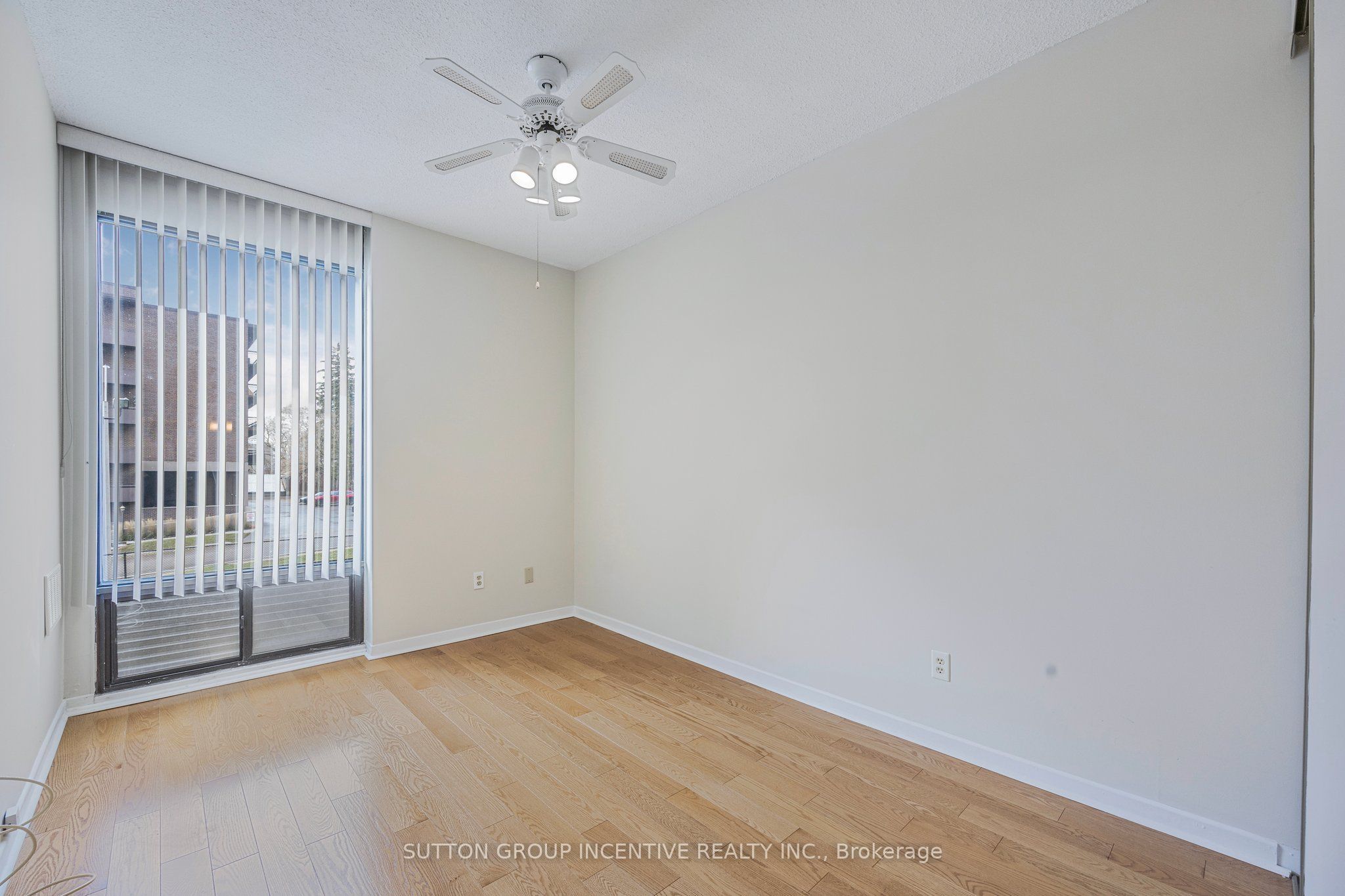 #104 - 181 Collier Street Property Photo 28