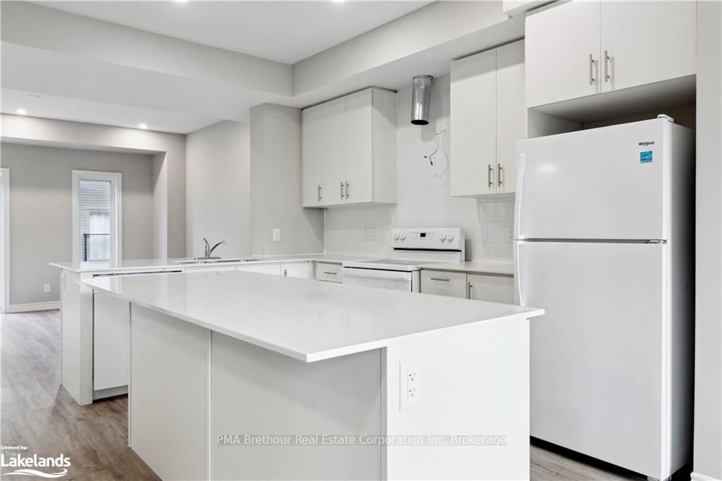 #1 - 33 Dawson Drive Property Photo 16