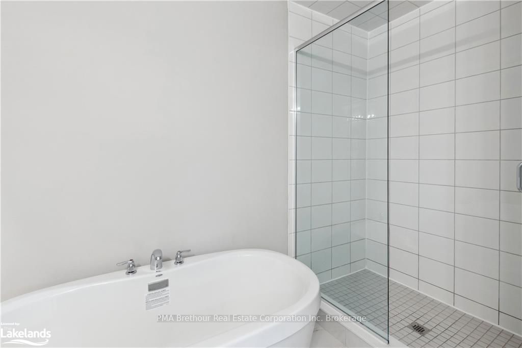 #1 - 33 Dawson Drive Property Photo 30