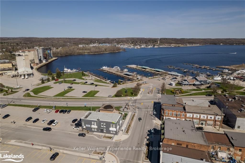 212 King Street Property Photo 2