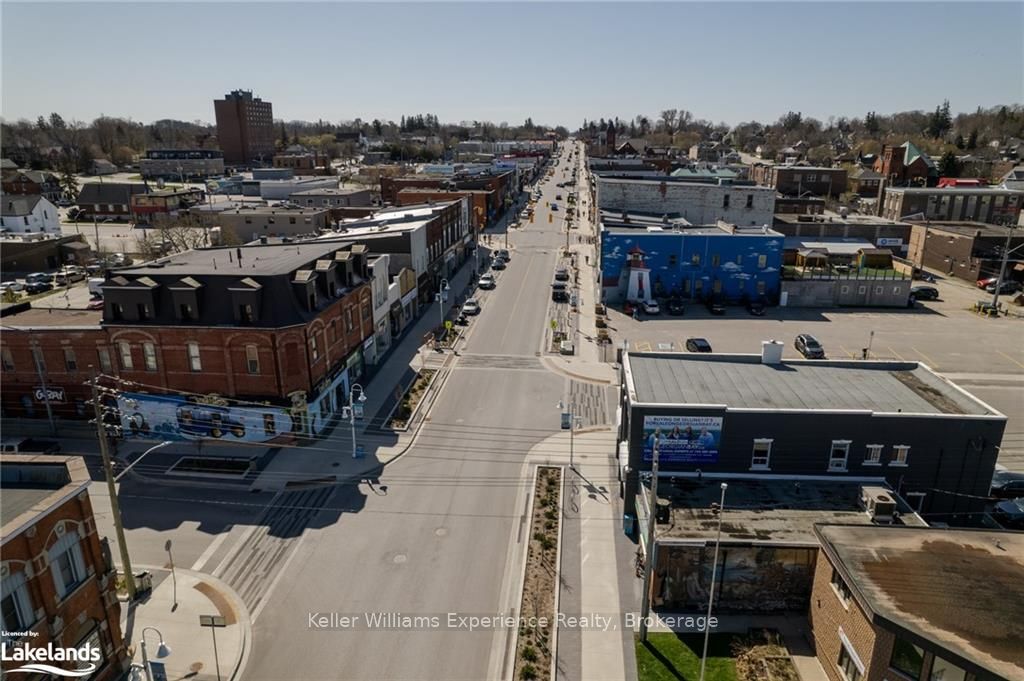 212 King Street Property Photo 5