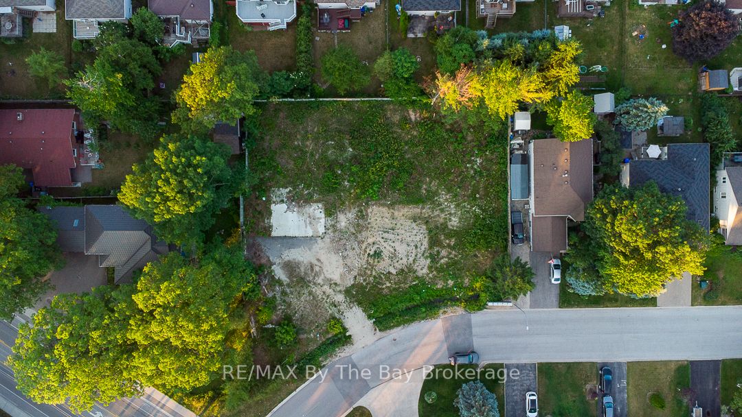 1 Riverdale Drive Property Photo 1