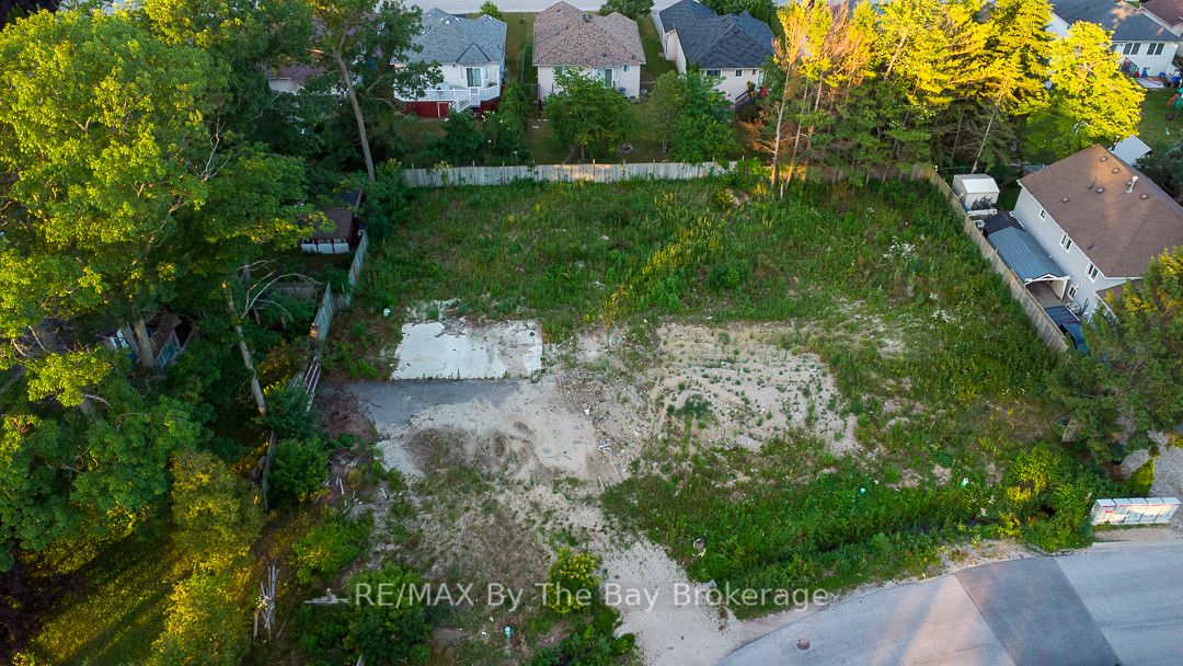 1 Riverdale Drive Property Photo 6