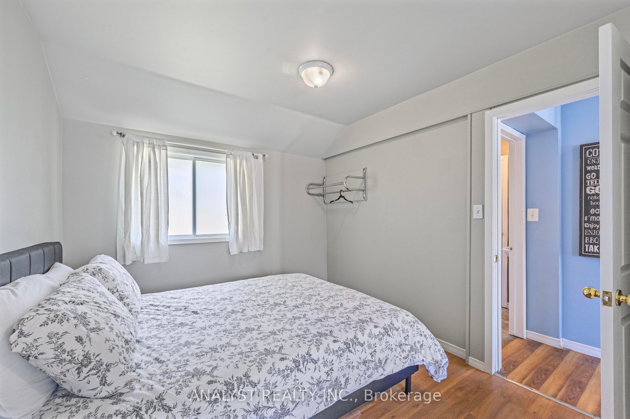 28 River Avenue Crescent Property Photo 29