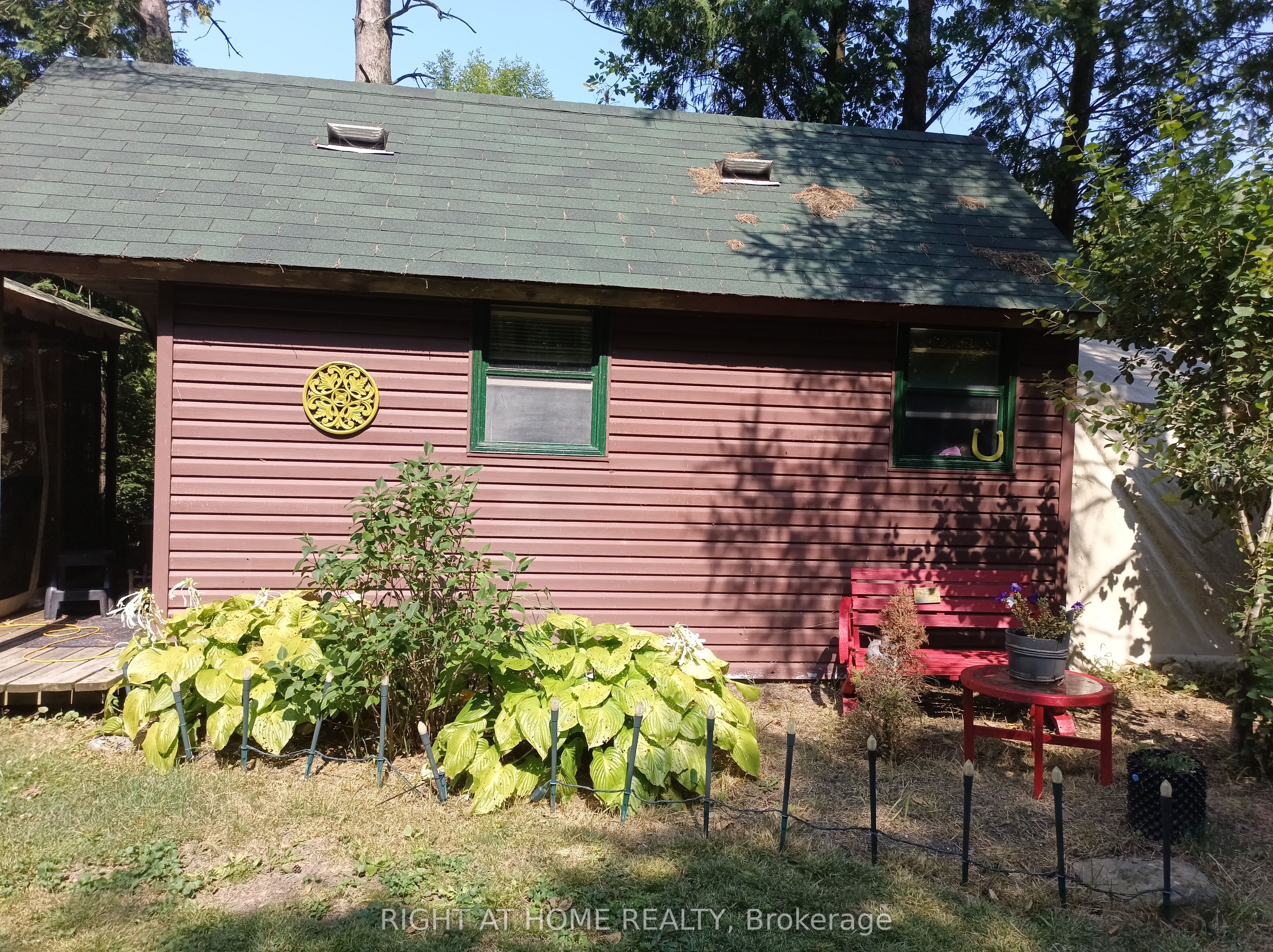 2323 Lakeshore Drive Property Photo 17