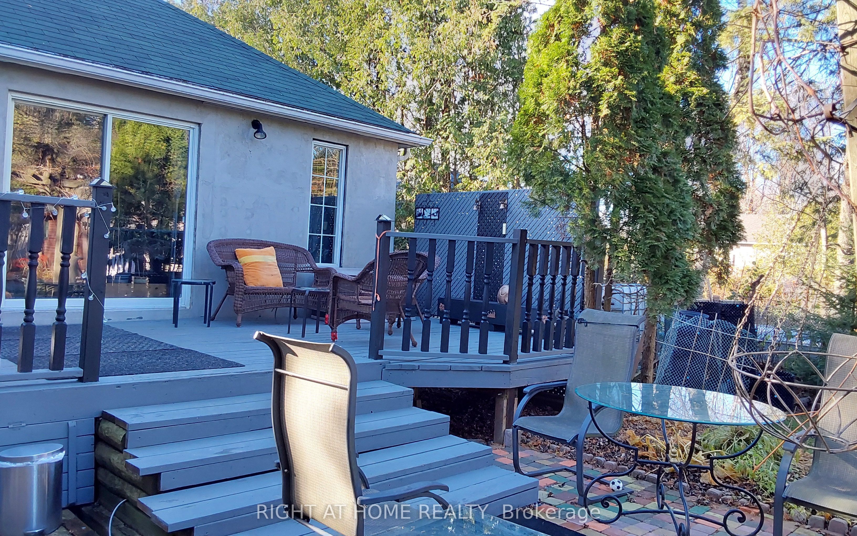 2323 Lakeshore Drive Property Photo 20