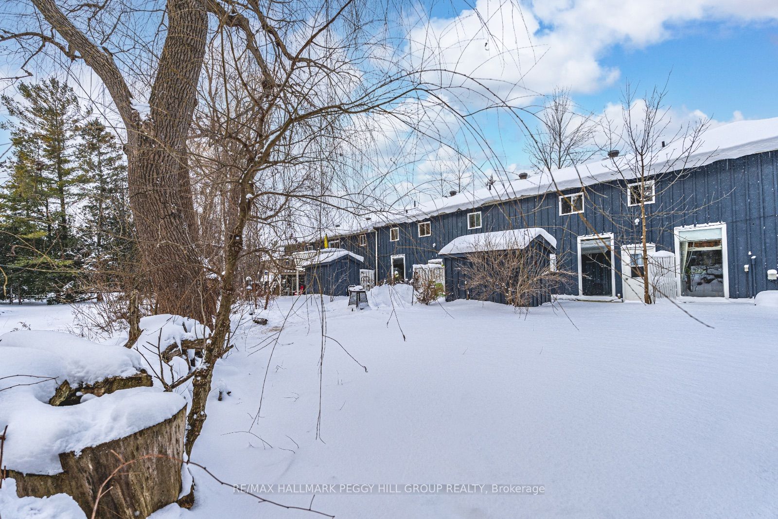 3071 Mosley Street Property Photo 4