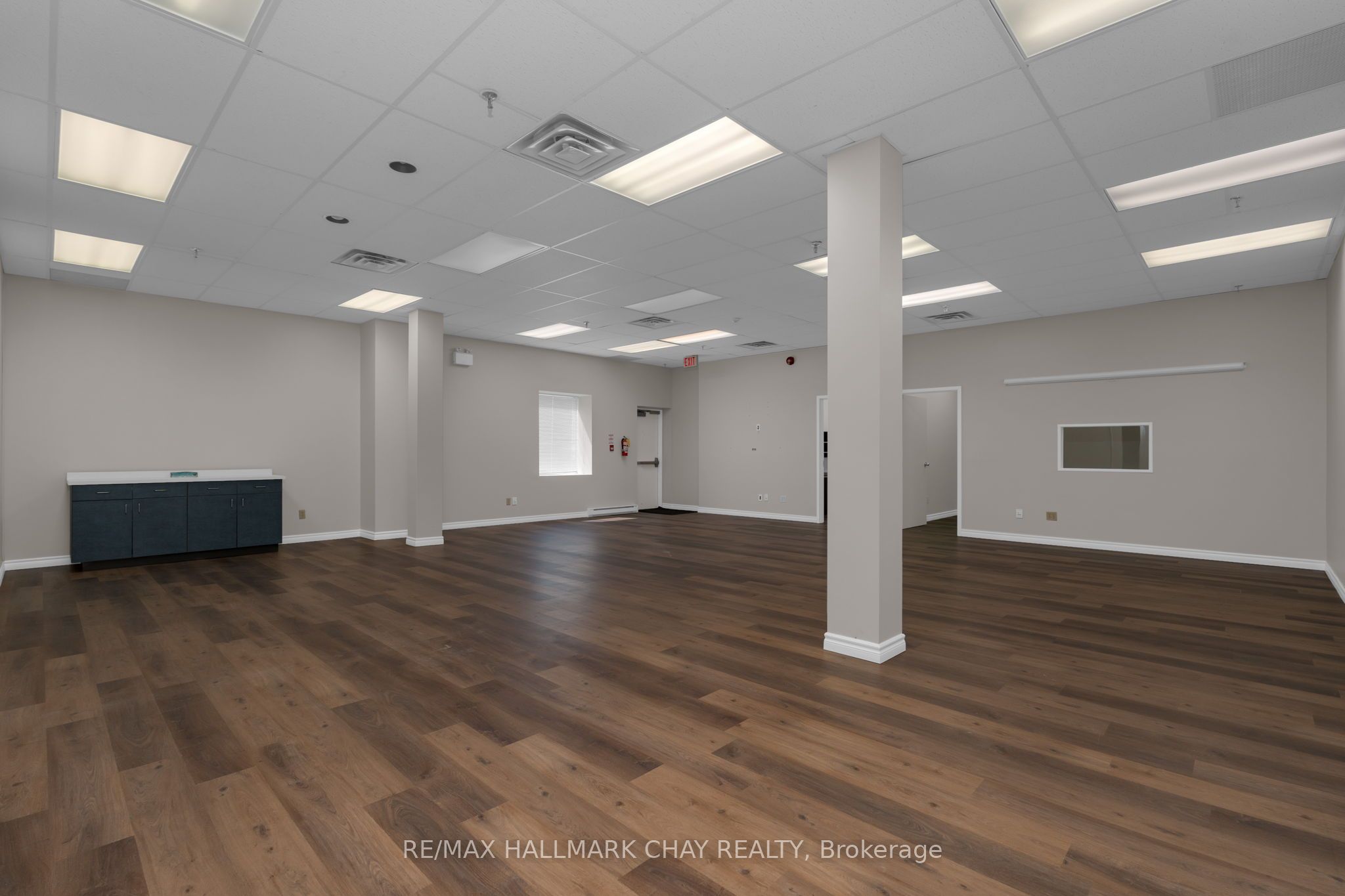 #lower B - 478 Bay Street Property Photo 6