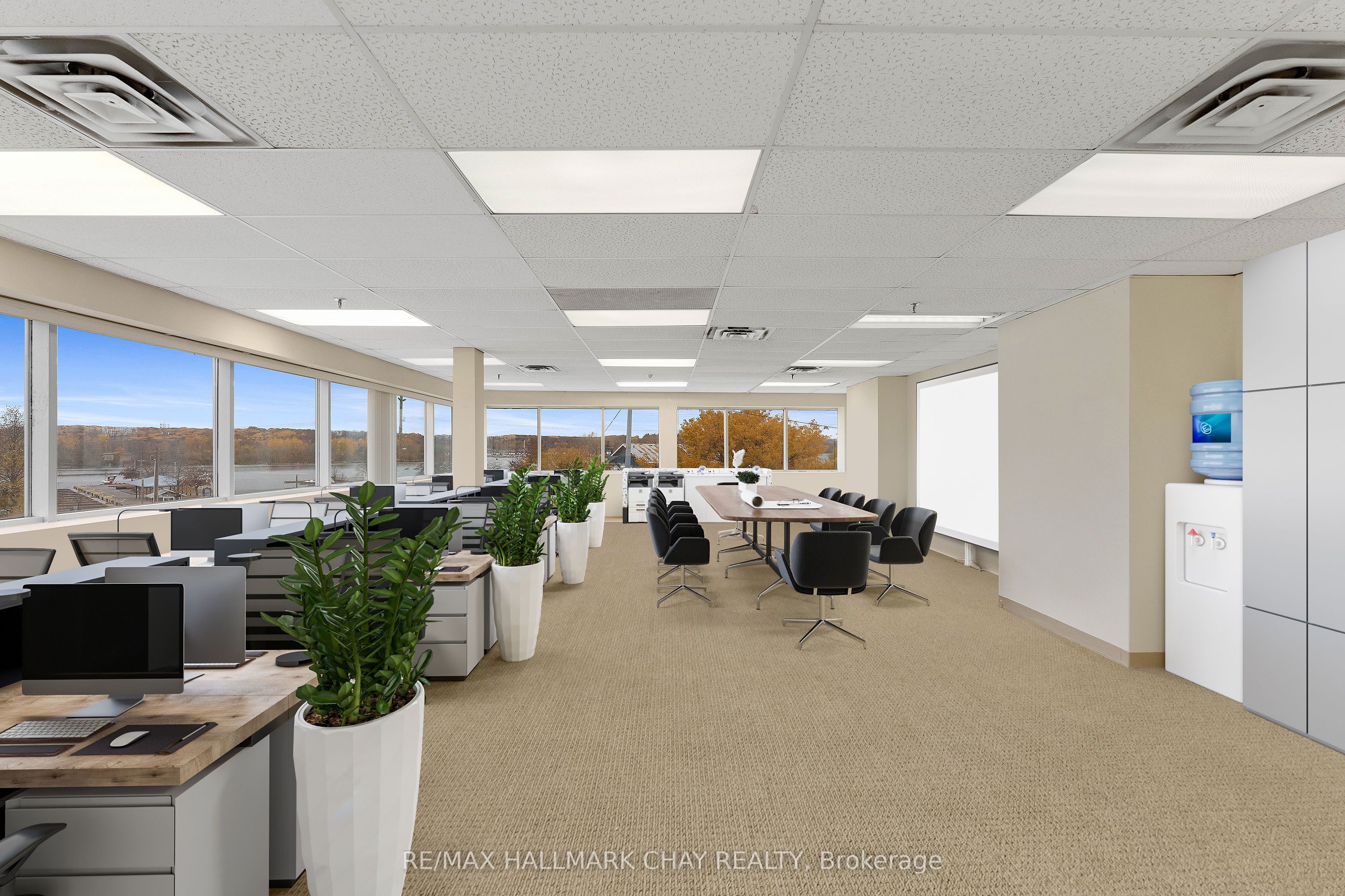 #upper - 478 Bay Street Property Photo 4