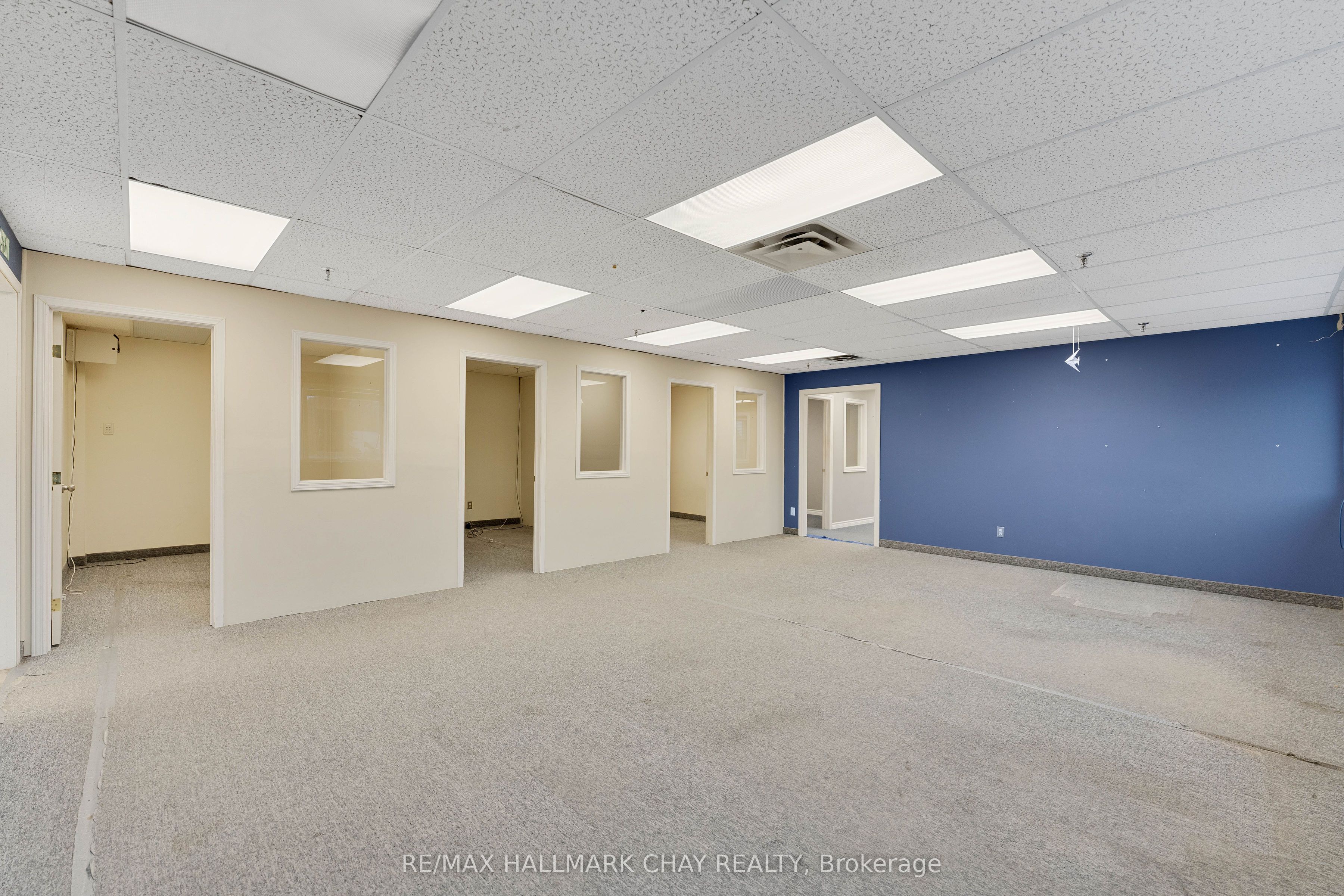 #upper - 478 Bay Street Property Photo 15
