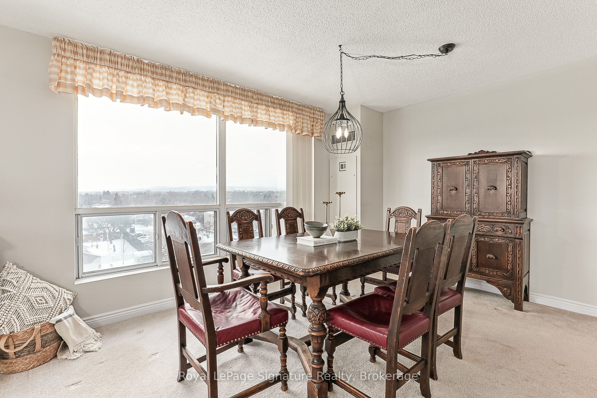 #608 - 172 Eighth Street Property Photo 8
