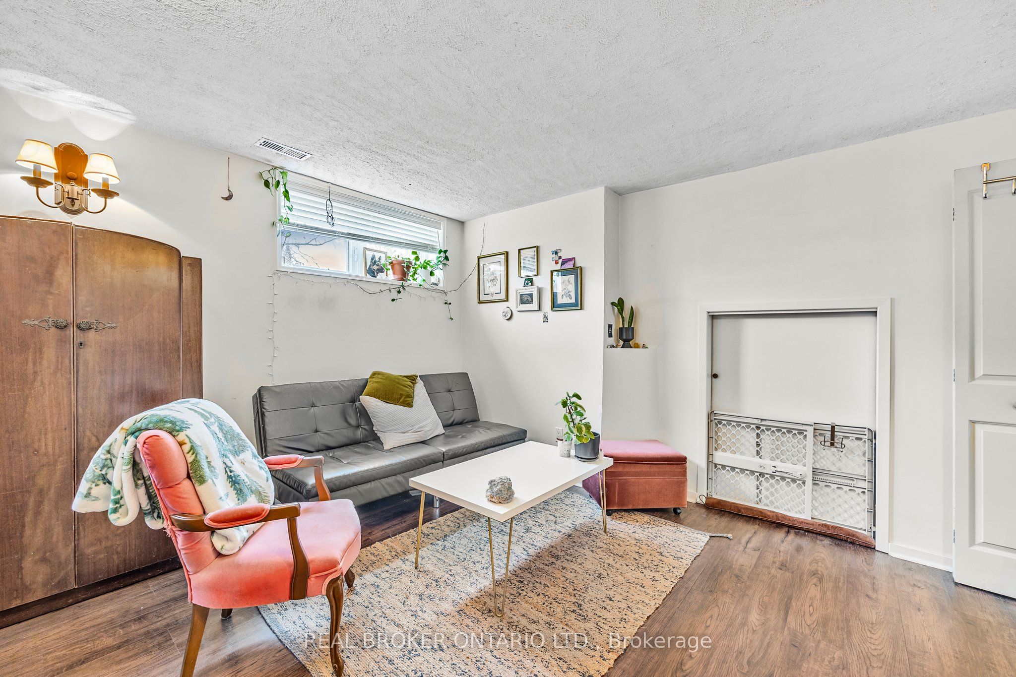 12 Curtiss Court Property Photo 27