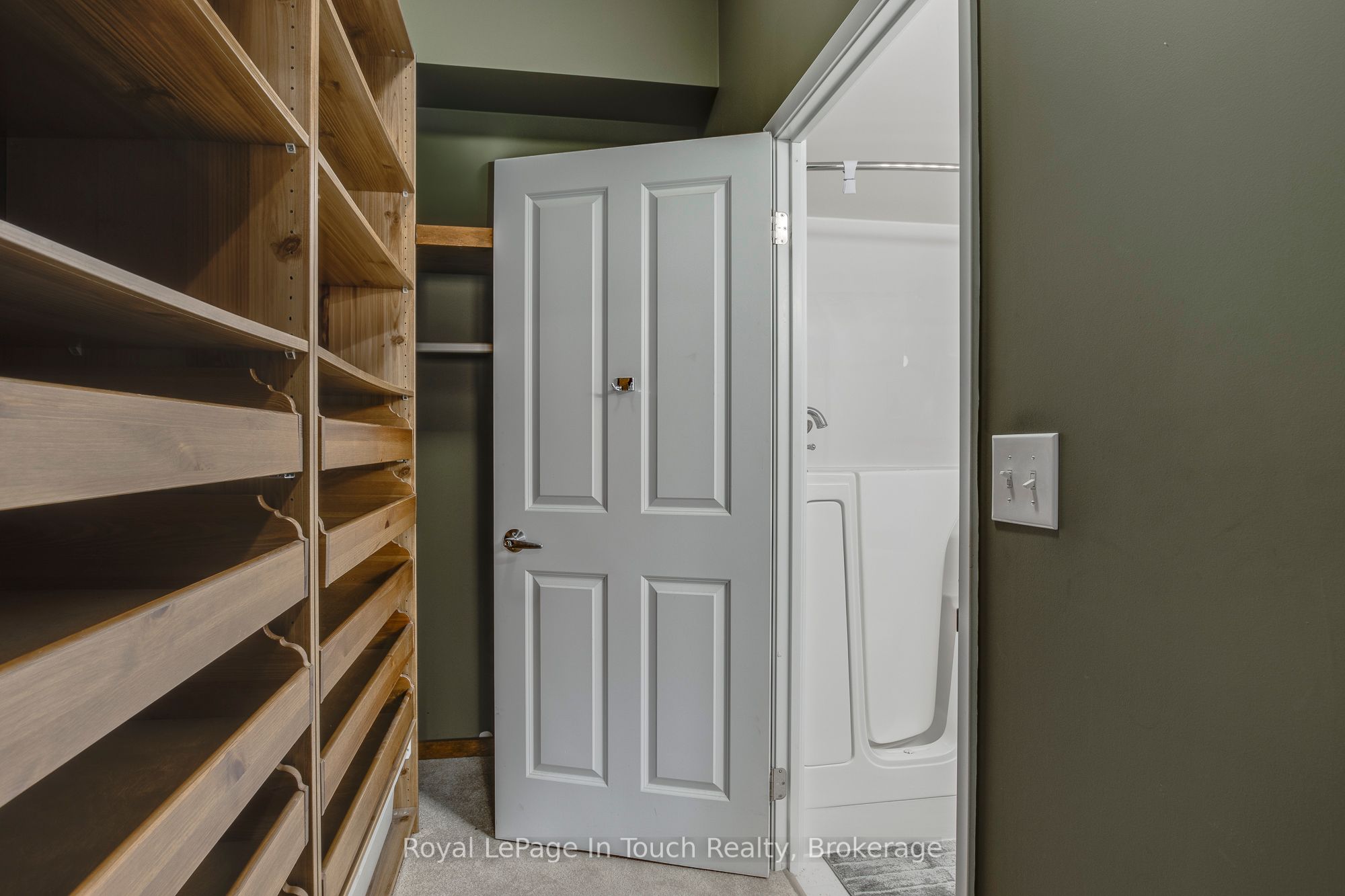 #104 - 333 Lafontaine Road Property Photo 17