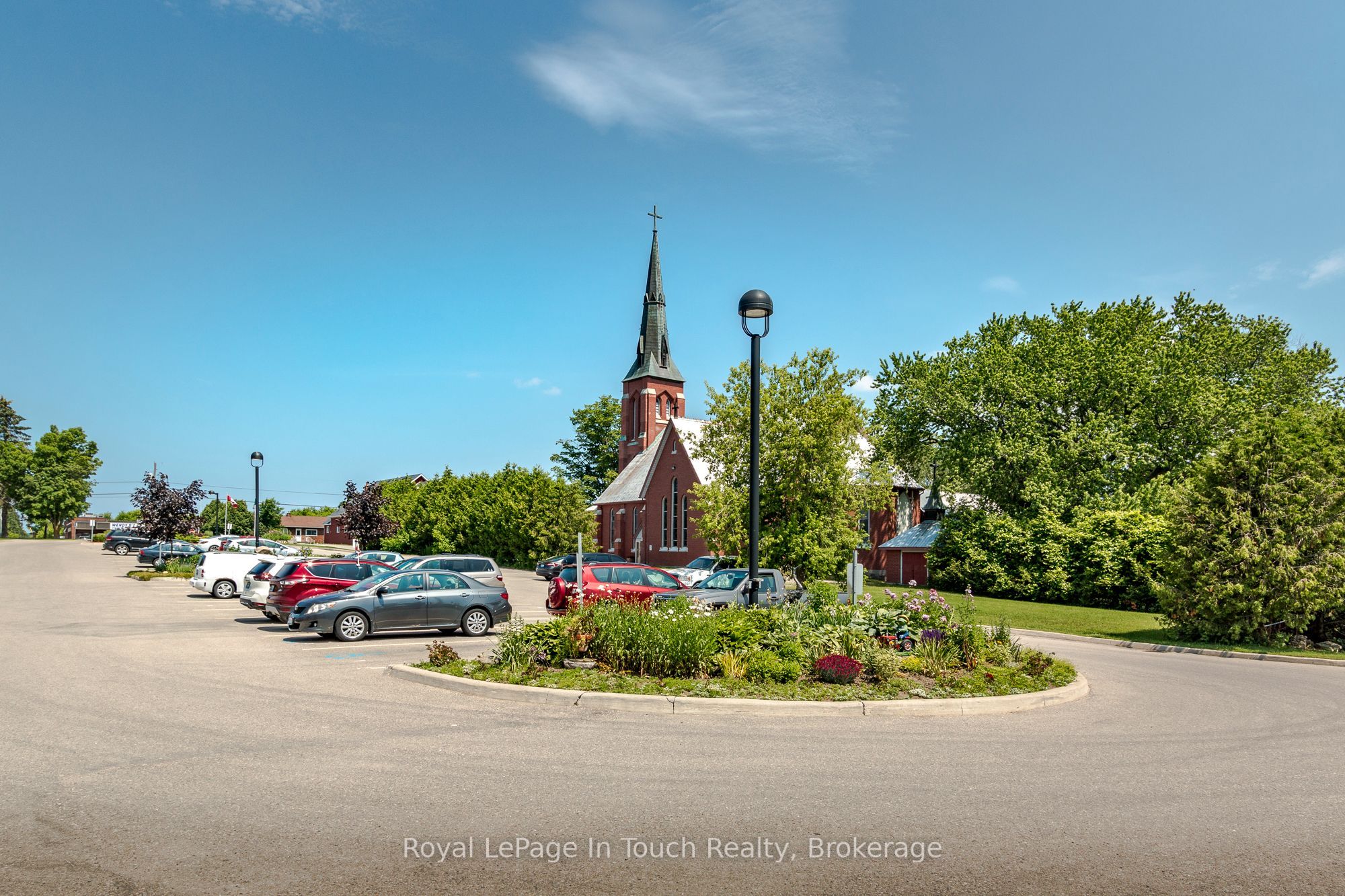 #104 - 333 Lafontaine Road Property Photo 29