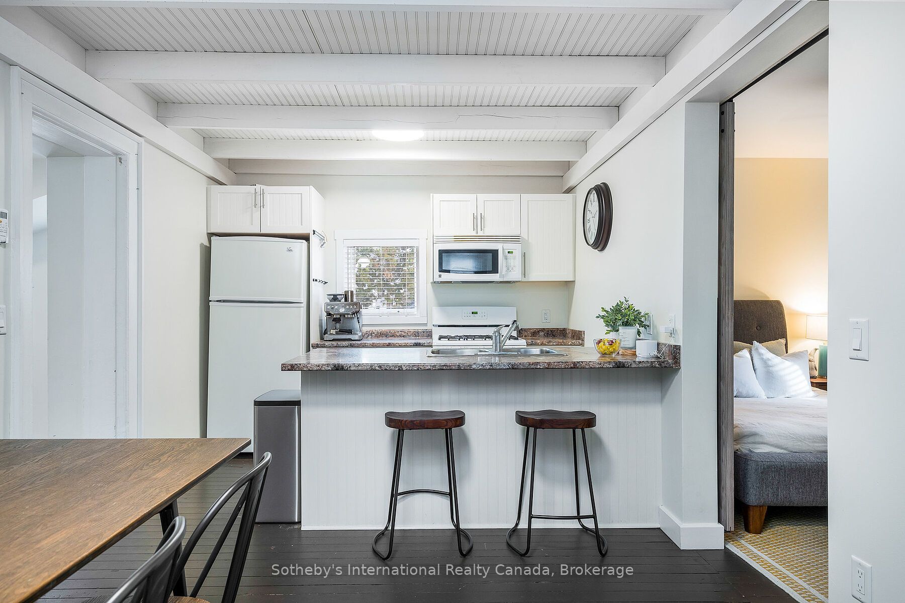 223 Sixth Street Property Photo 7