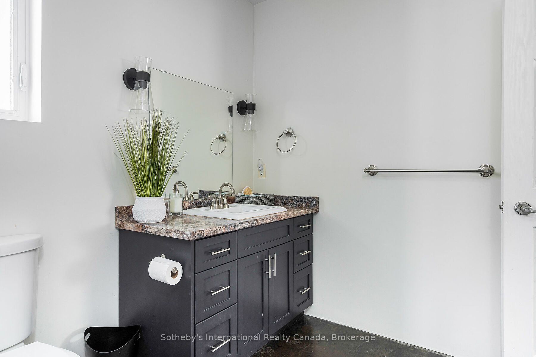 223 Sixth Street Property Photo 29