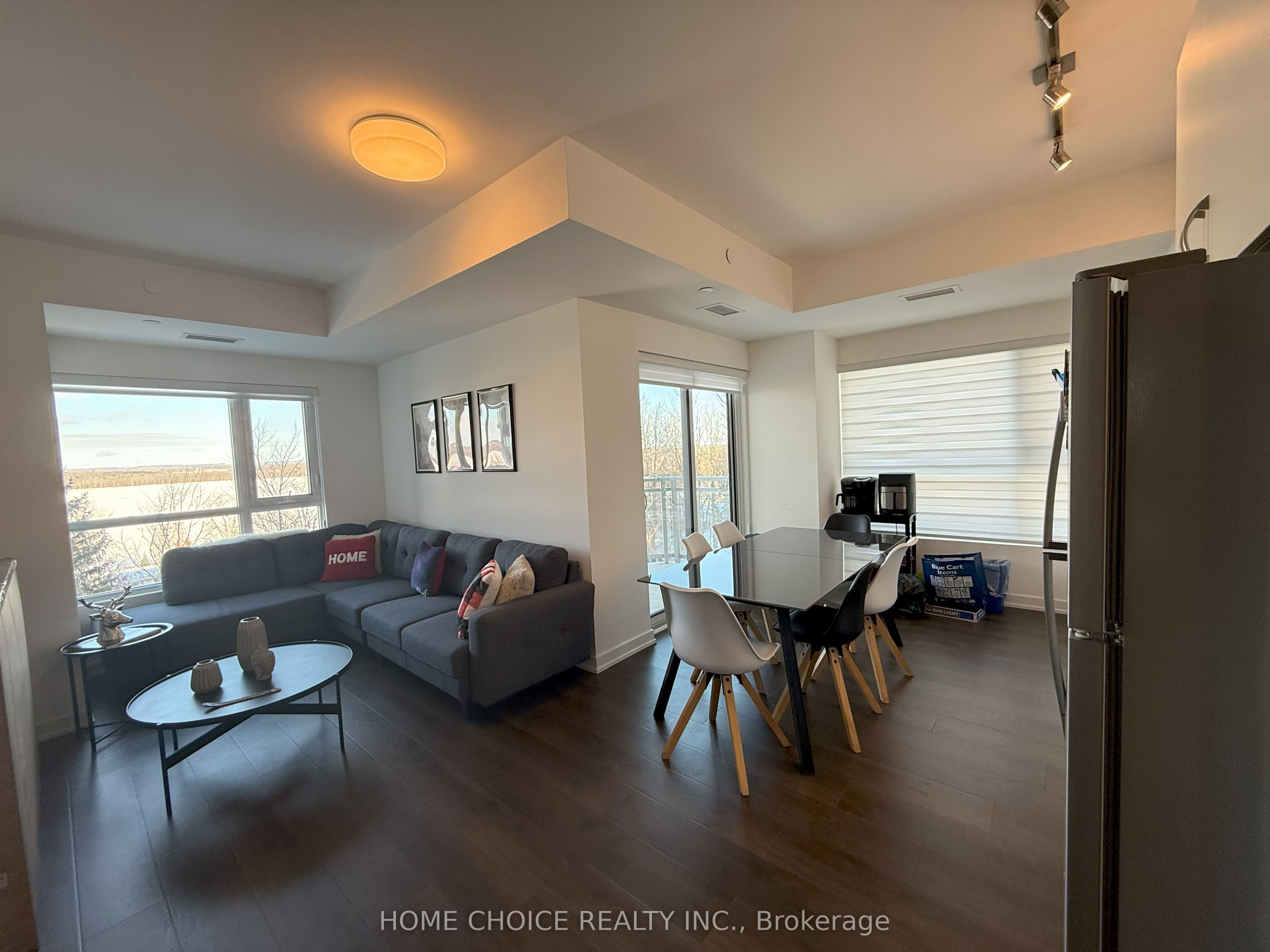 #409 - 56 Lakeside Terrace Property Photo 7