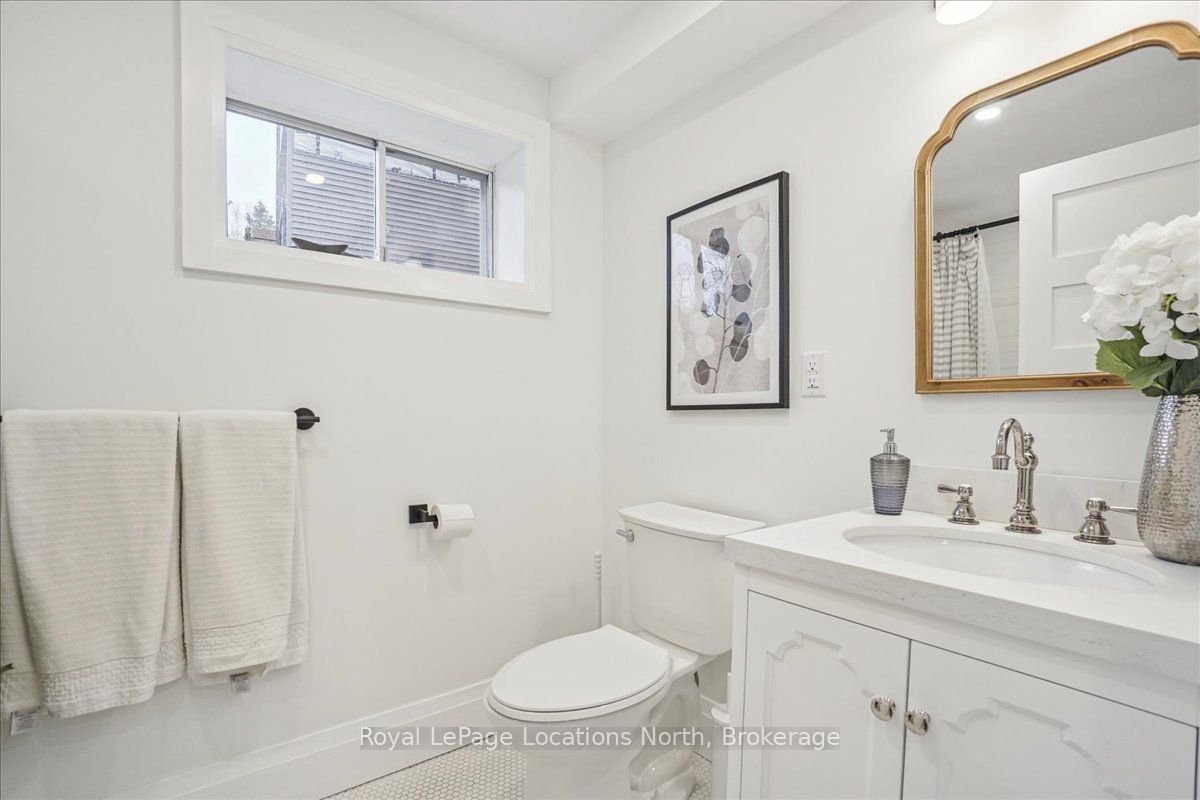 64 48th Street Property Photo 12