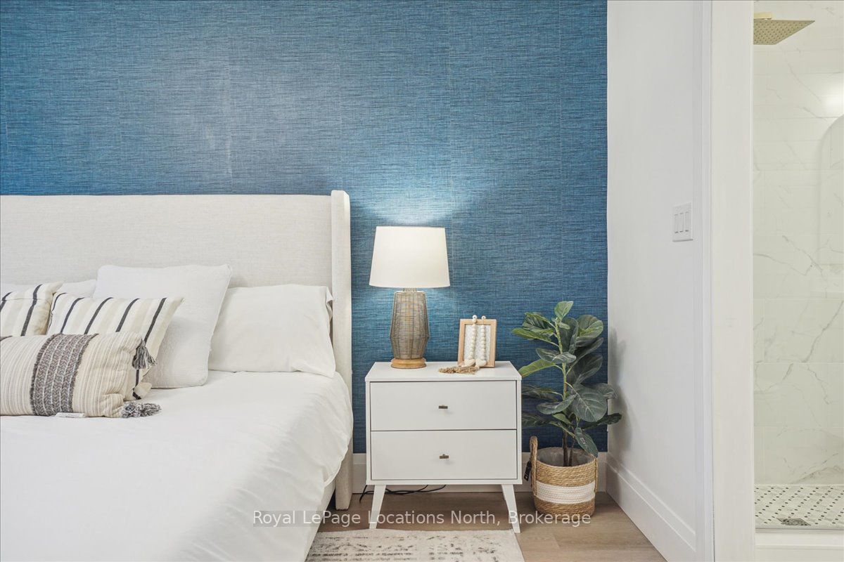 64 48th Street Property Photo 17