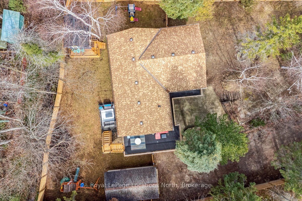 64 48th Street Property Photo 32
