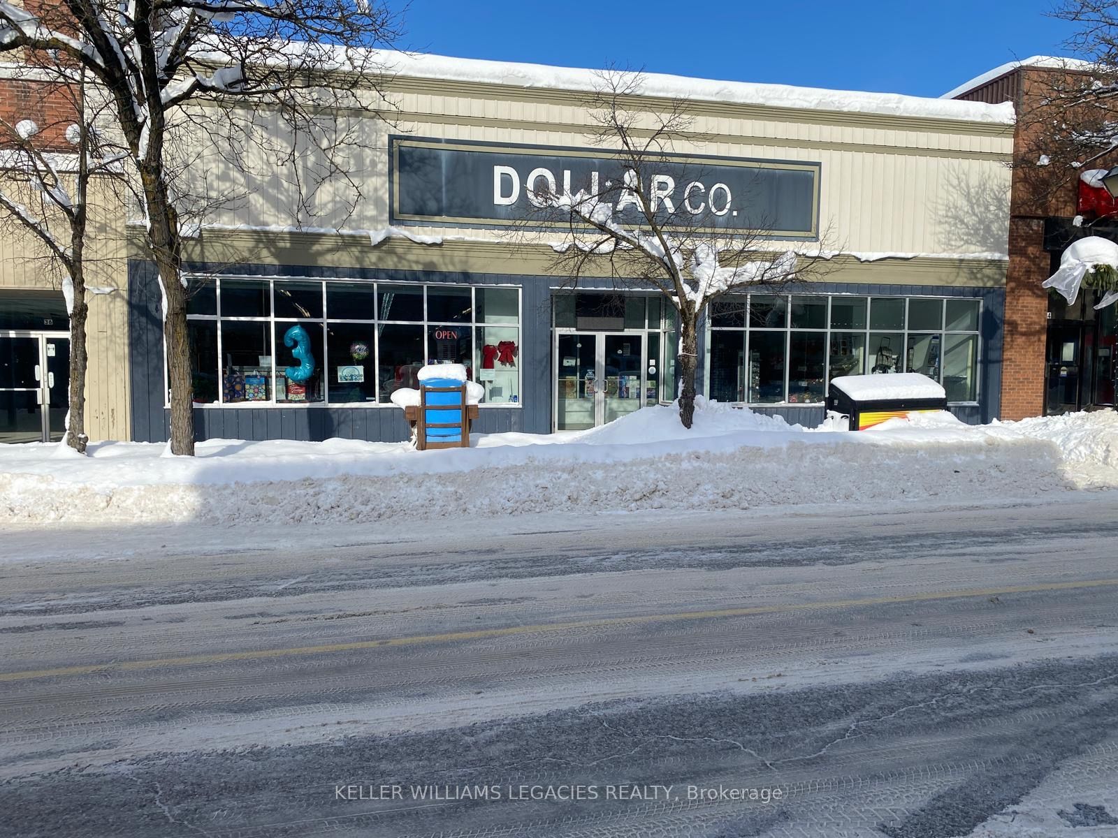 38 Mississaga Street Property Photo 1