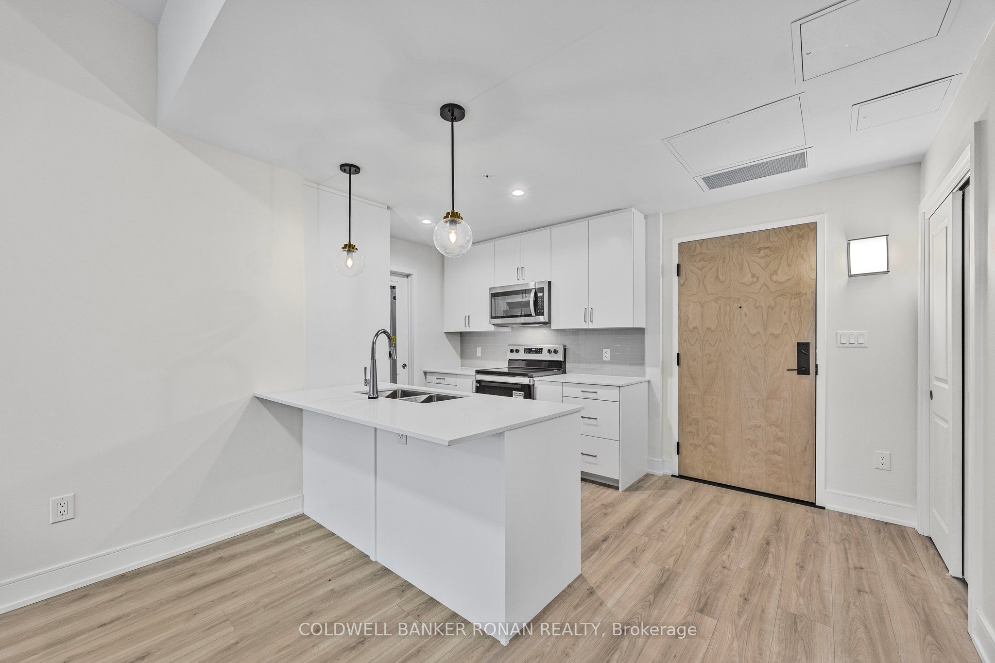 121 Mary Street 316 Property Photo 1