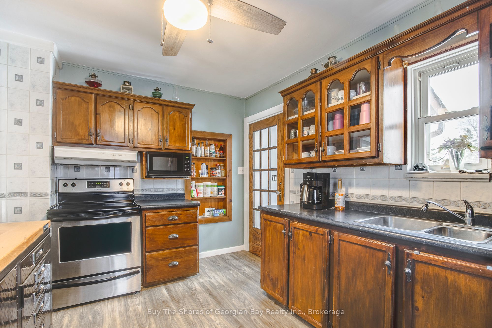 50 Poyntz Street Property Photo 9