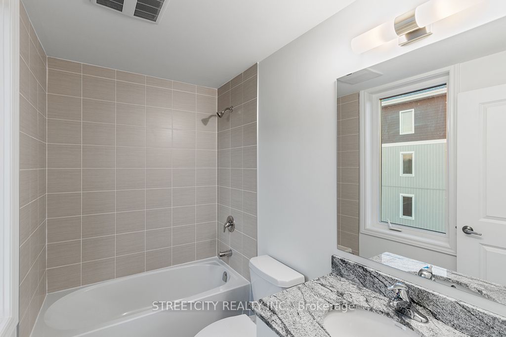 #310 - 5 Spooner Crescent Property Photo 9