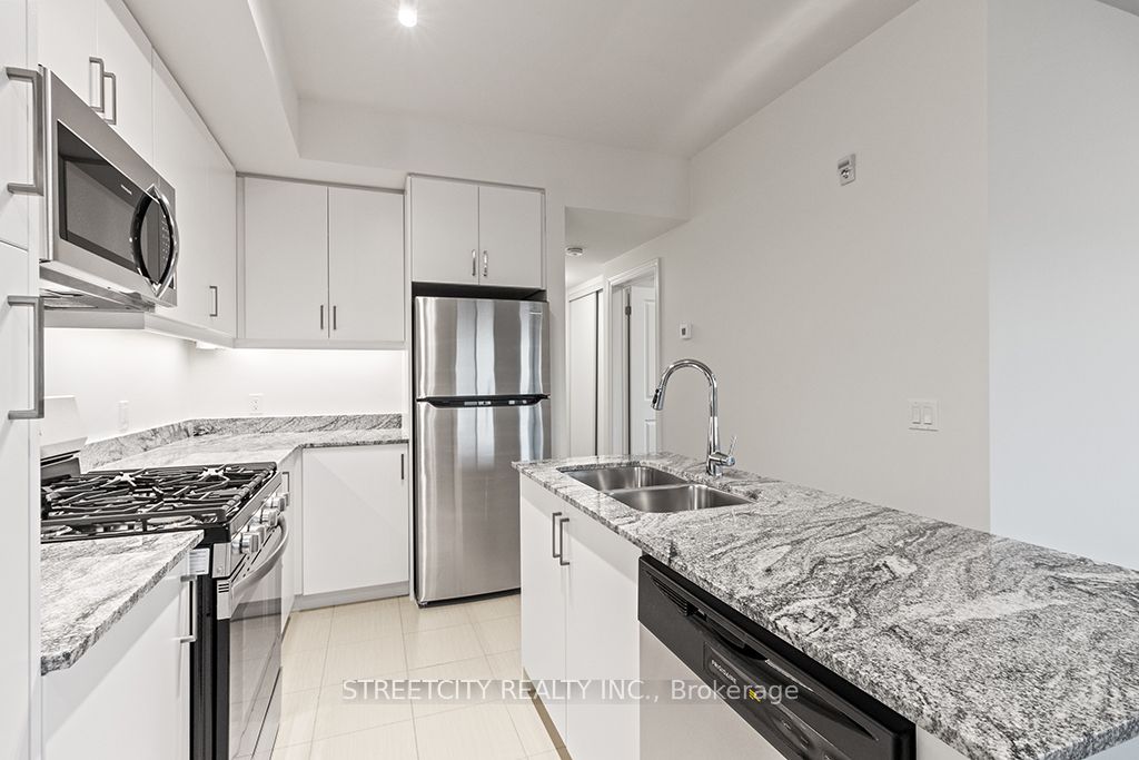 #310 - 5 Spooner Crescent Property Photo 13