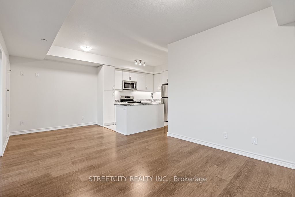 #310 - 5 Spooner Crescent Property Photo 17