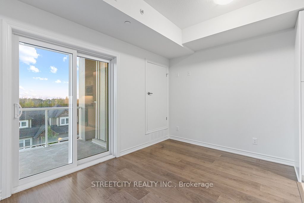 #310 - 5 Spooner Crescent Property Photo 18