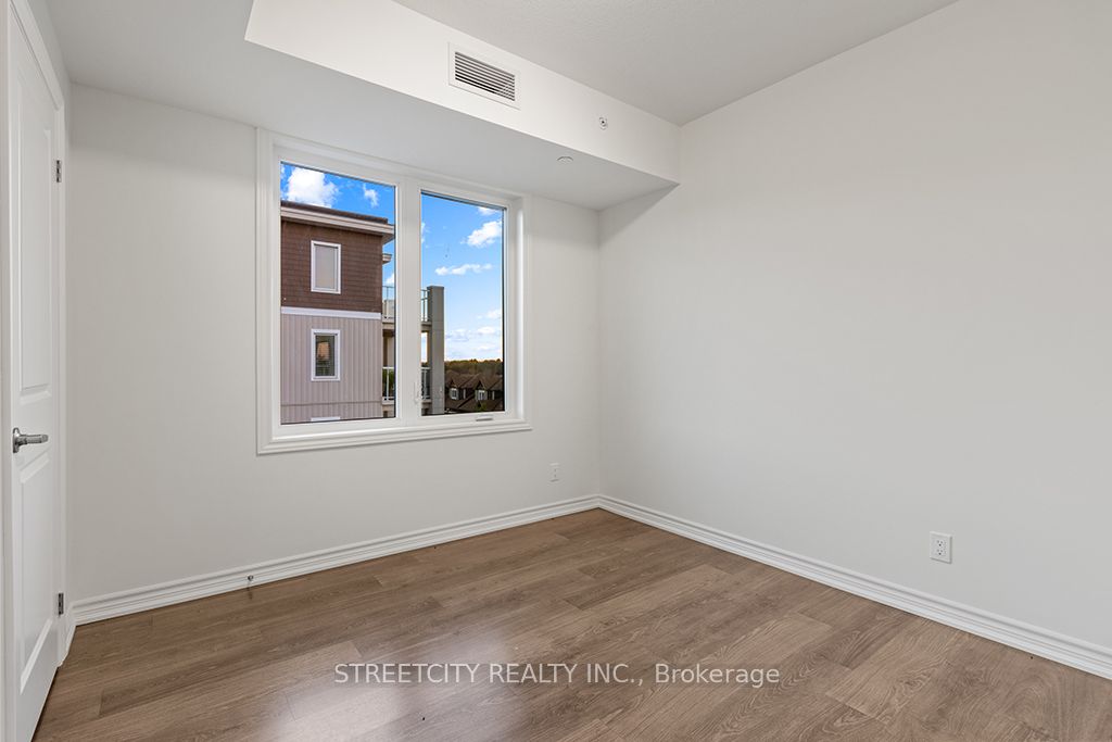 #310 - 5 Spooner Crescent Property Photo 24