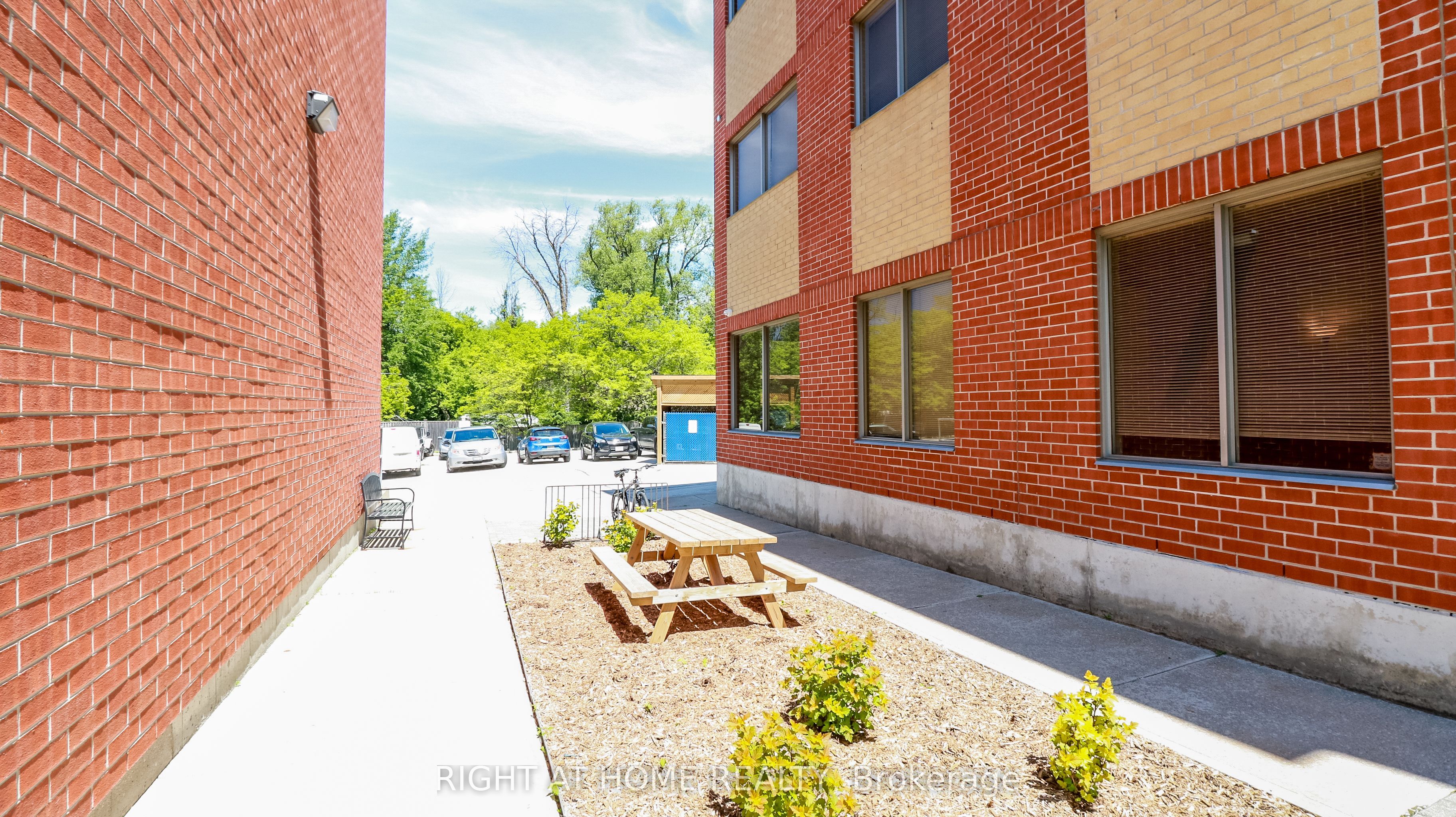 #303 - 391 First Street Property Photo 10
