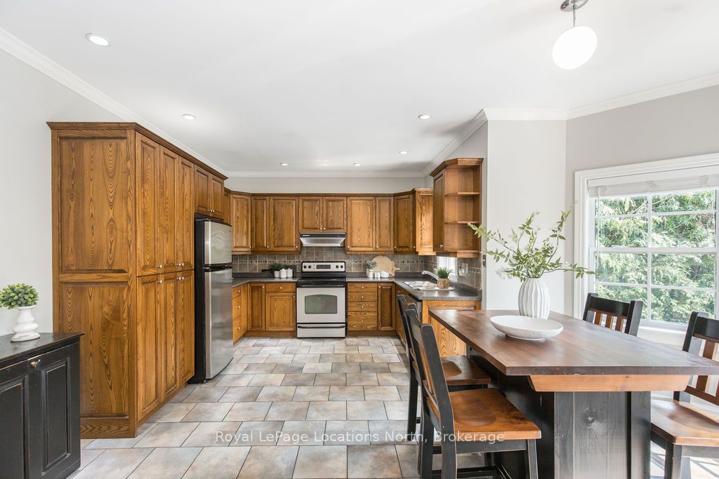 75 Edward Street Property Photo 5