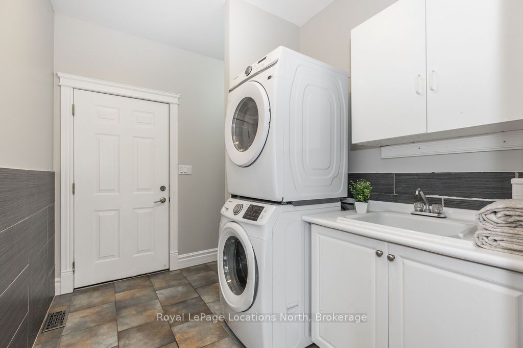 75 Edward Street Property Photo 24