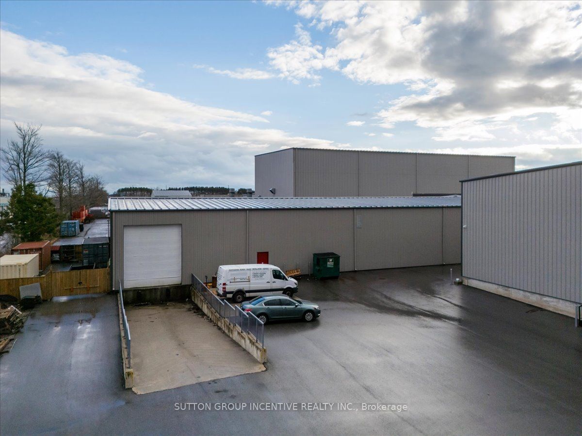 75 Welham Road Property Photo 12