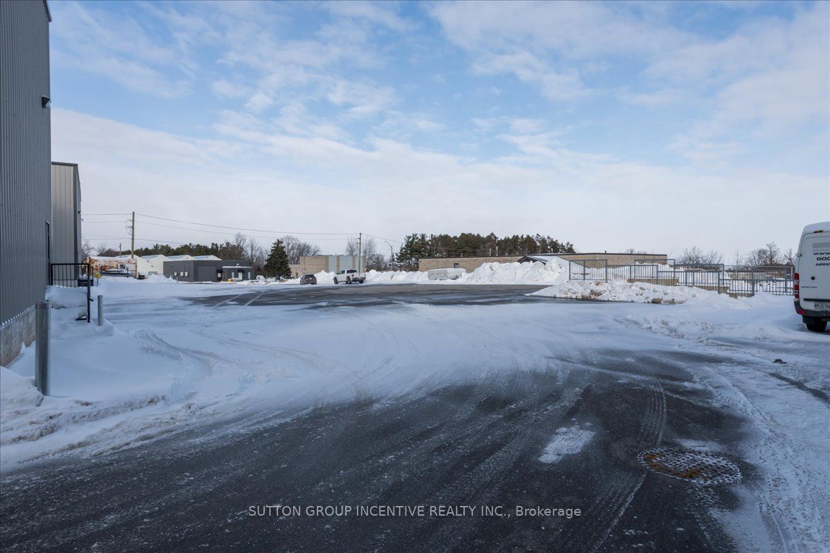 65 Welham Road Property Photo 25
