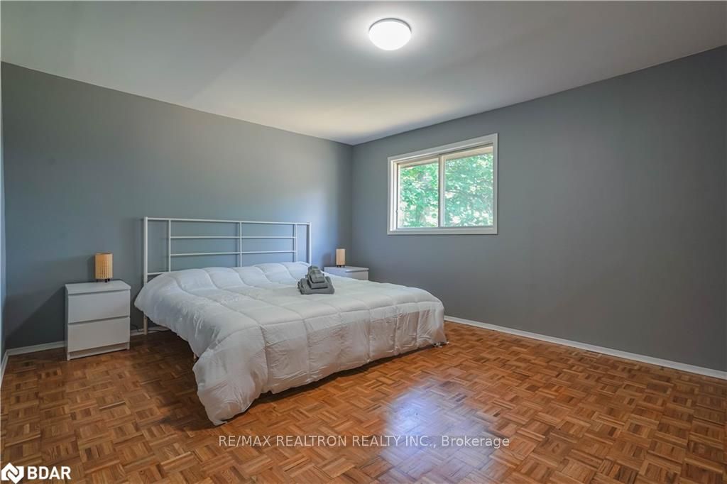 1456 Mosley Street Property Photo 24