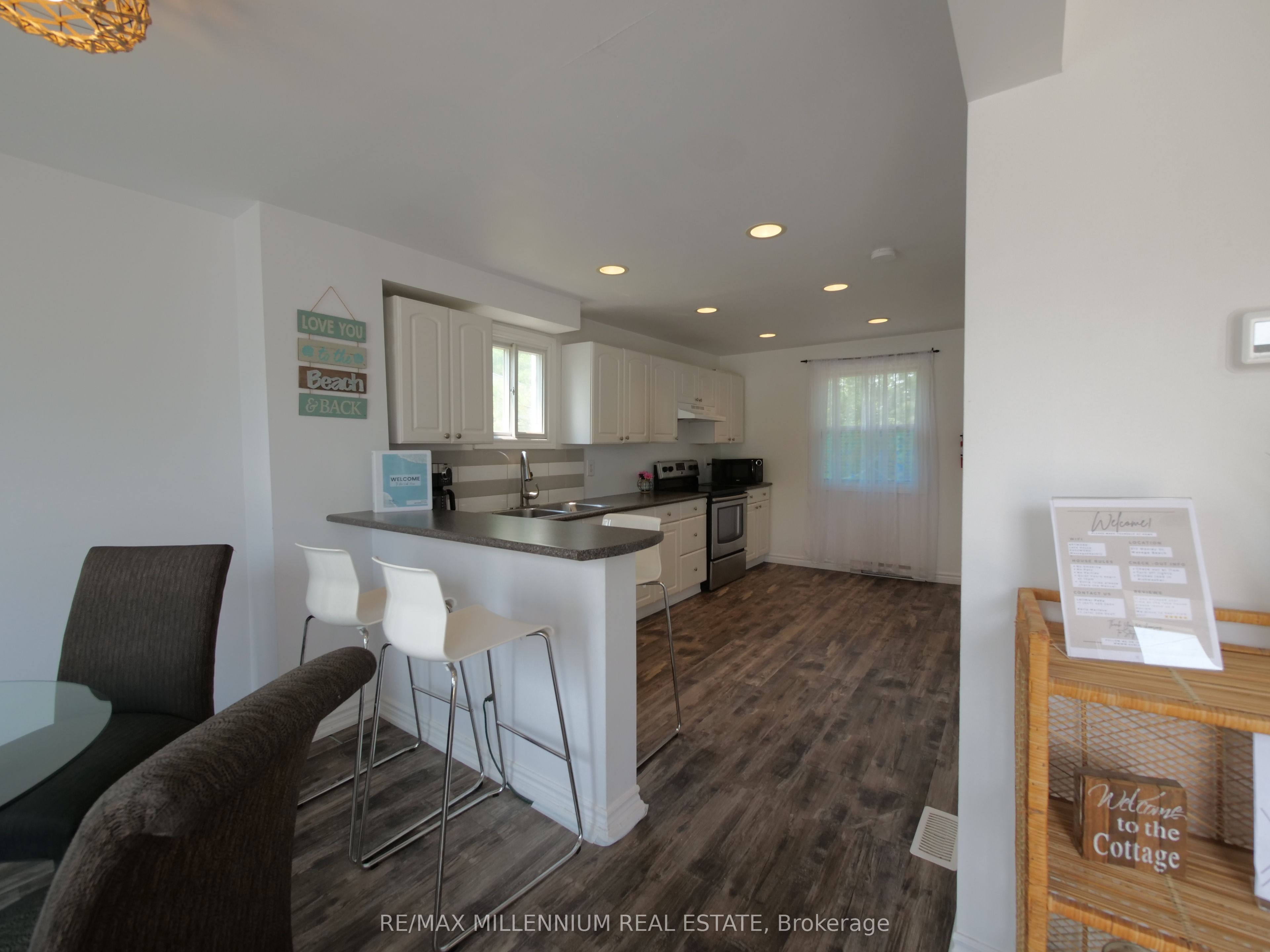 512 Mosley Street Property Photo 2