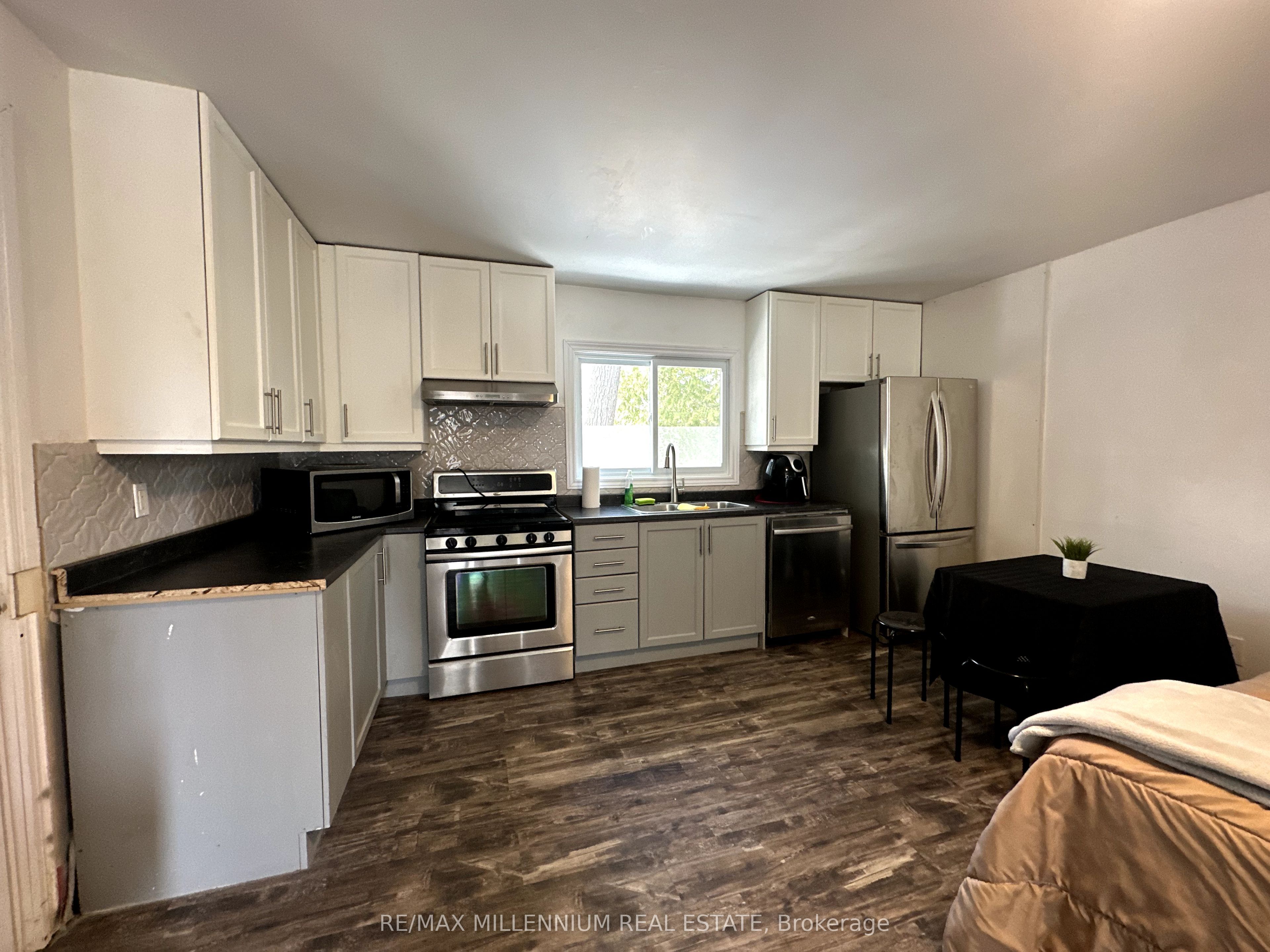 512 Mosley Street Property Photo 12
